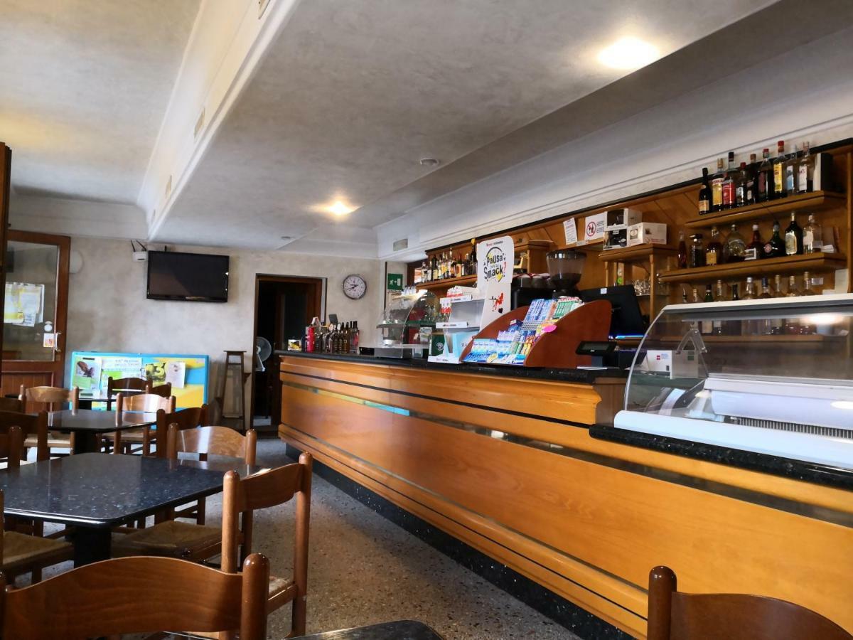 Hotel Trattoria Bar Oasi Pocenia Esterno foto